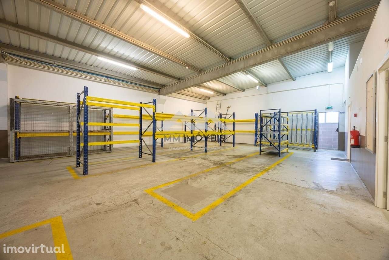 Armazém | Zona Industrial Ermesinde | Arrendamento - Grande imagem: 5/17