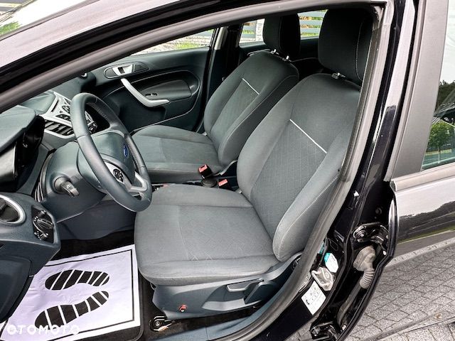 Ford Fiesta 1.25 Titanium EU5 - 9