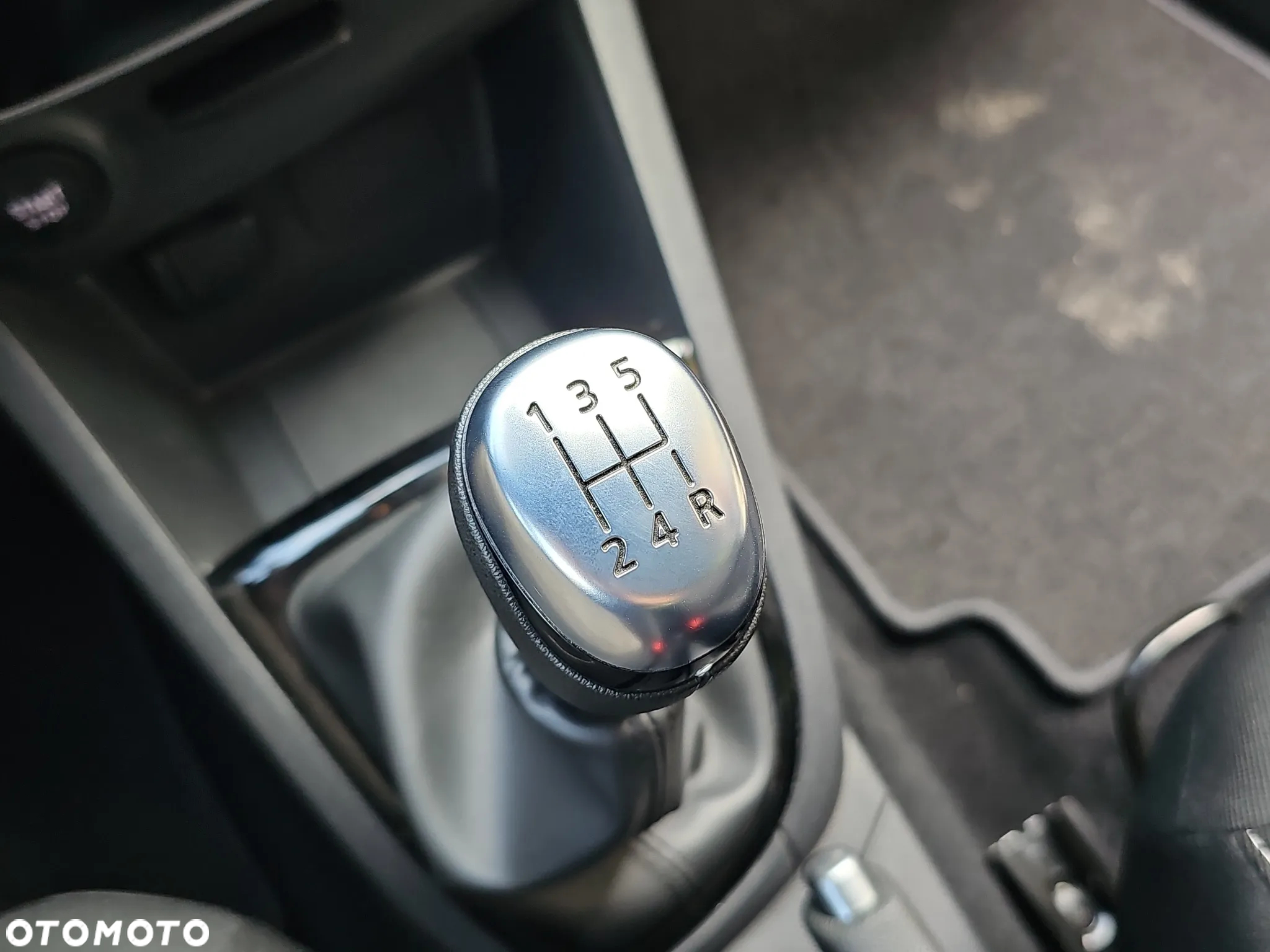 Renault Clio 1.2 16V Limited 2018 - 24