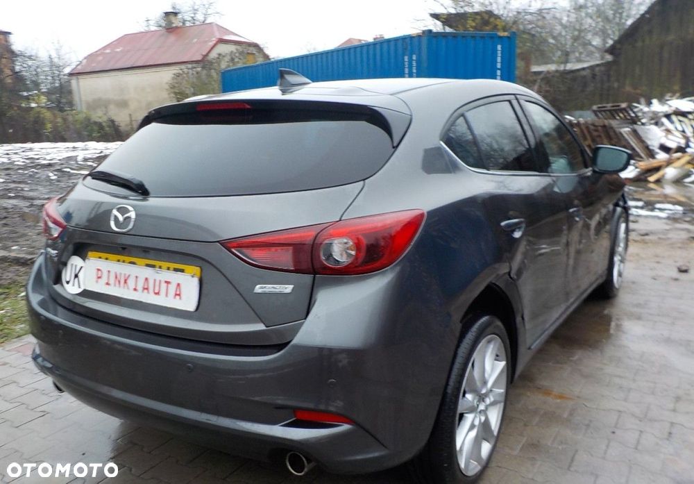 Mazda 3 - 8