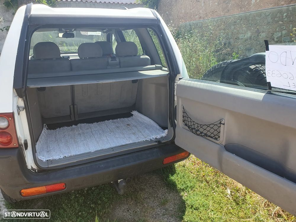 Land Rover Freelander 2.0 di - 8