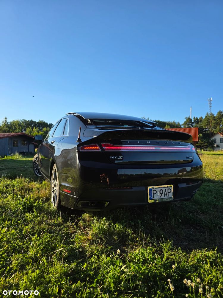 Lincoln MKZ - 9