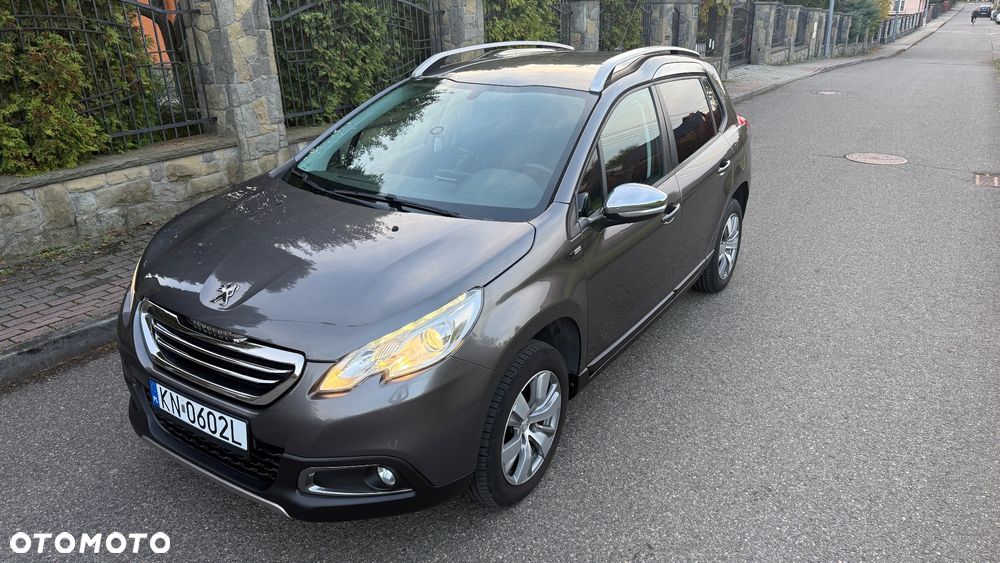Peugeot 2008 1.2 Pure Tech Active S&S - 28