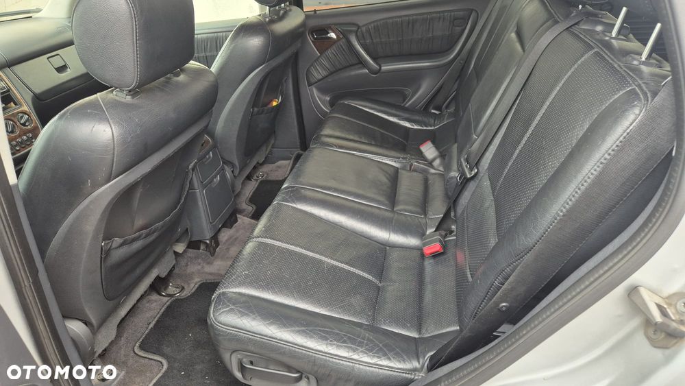 Mercedes-Benz ML - 6