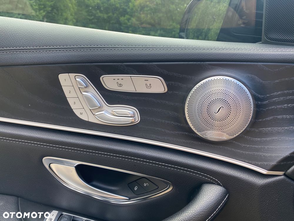 Mercedes-Benz Klasa E 220 d 4-Matic 9G-TRONIC - 10