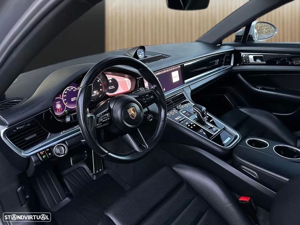 Porsche Panamera Sport Turismo 4 E-Hybrid - 8