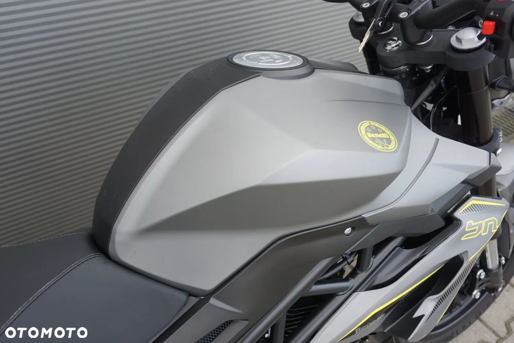 Benelli BN 125 - 9
