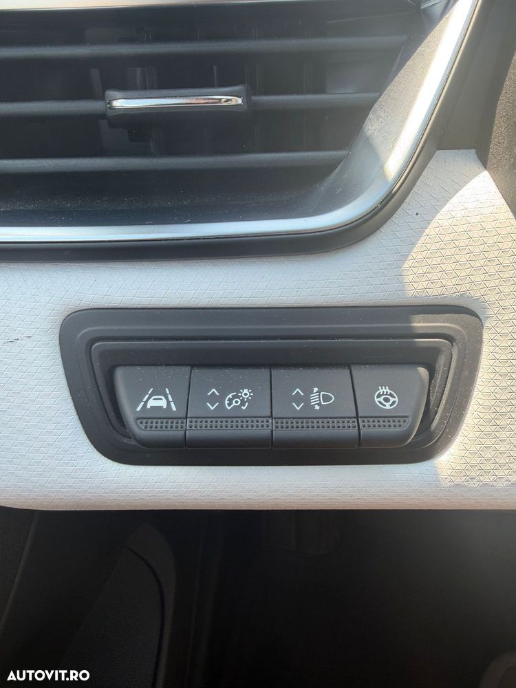 Renault Clio - 7