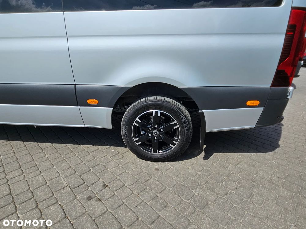 Mercedes-Benz Sprinter Long BASE 9G-Tronic 907.255 - 14