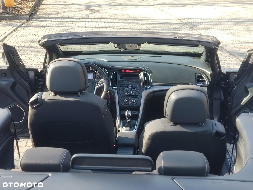 Opel Cascada - 28