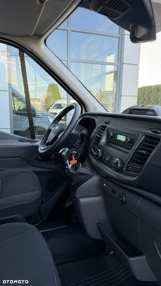 Ford Transit - 24