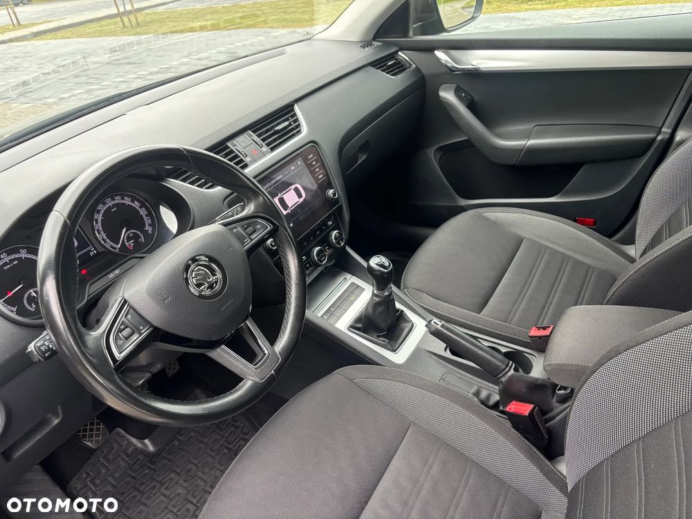 Skoda Octavia 1.5 TSI ACT Business - 16