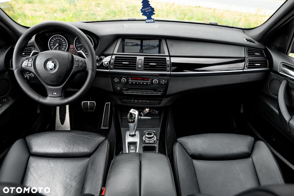 BMW X5 xDrive40d - 27