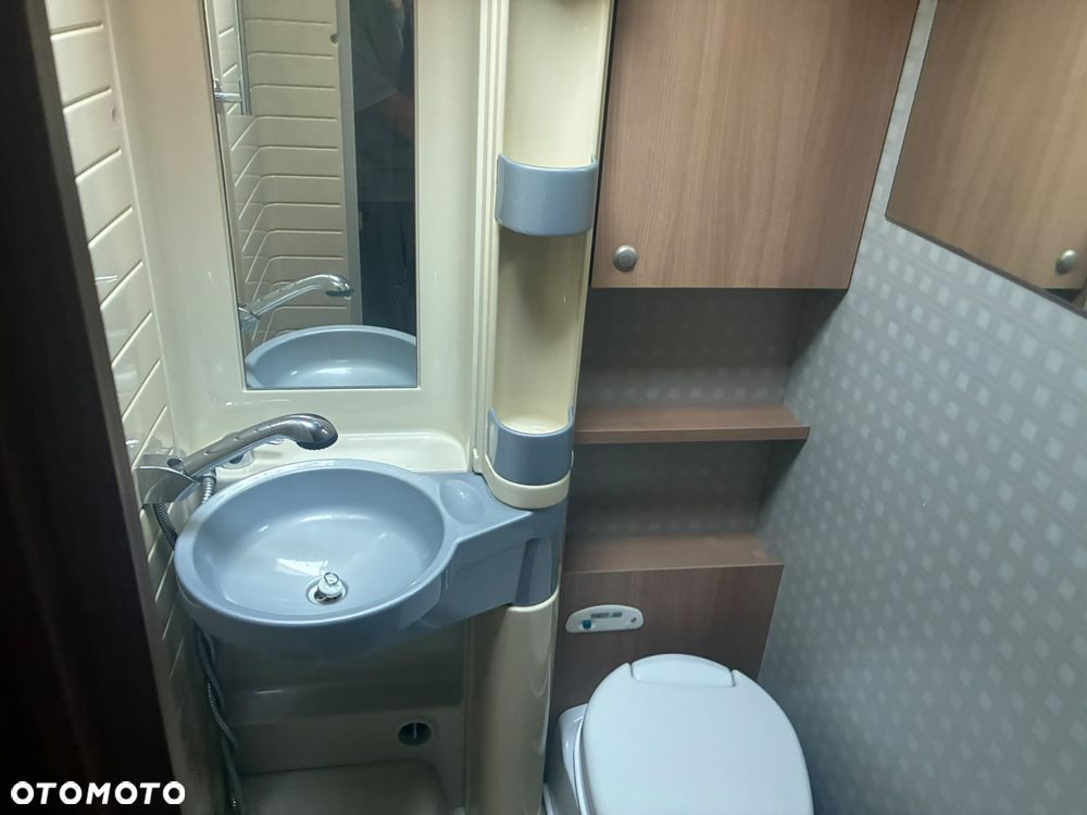 Hymer-Eriba Living 525 TK 560 Hobby 490 KMF - 16