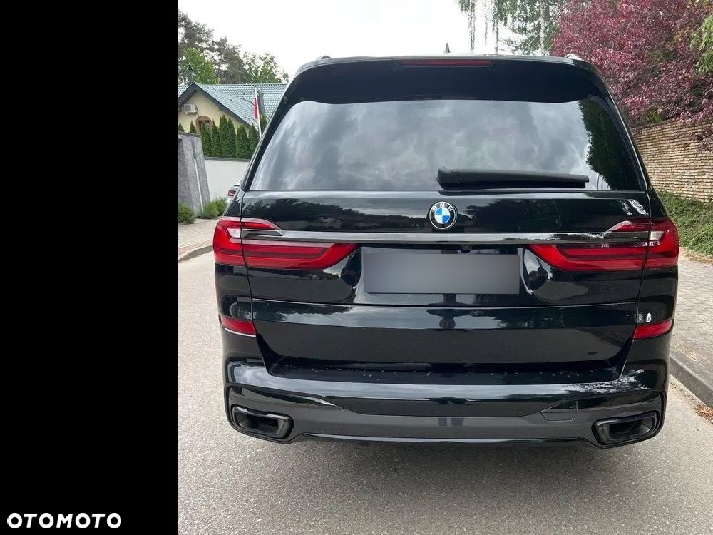 BMW X7 M50d sport - 4