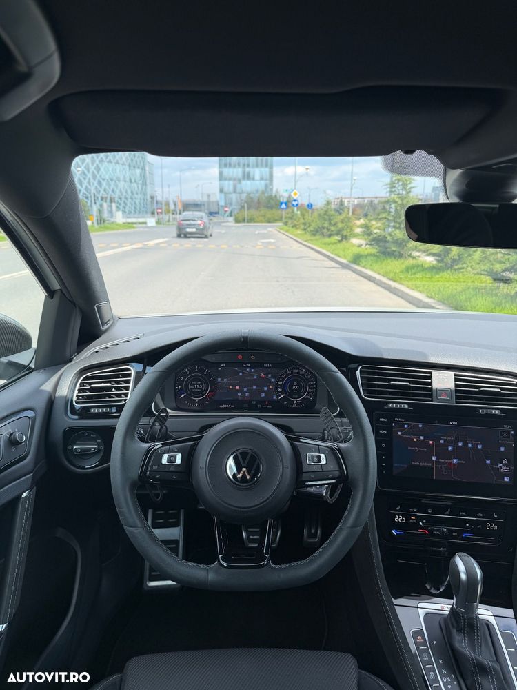 Volkswagen Golf 2.0 TSI DSG R - 15
