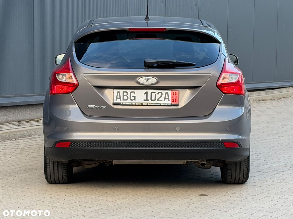 Ford Focus 1.6 Titanium - 25