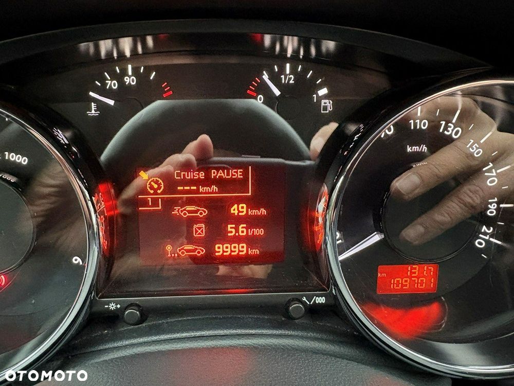 Peugeot 3008 1.6 BlueHDi Allure S&S - 20