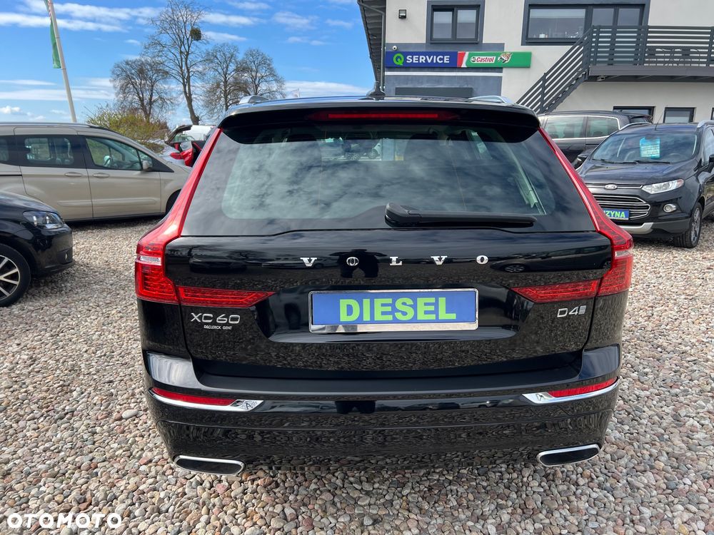 Volvo XC 60 D3 Drive-E R-Design Momentum - 5