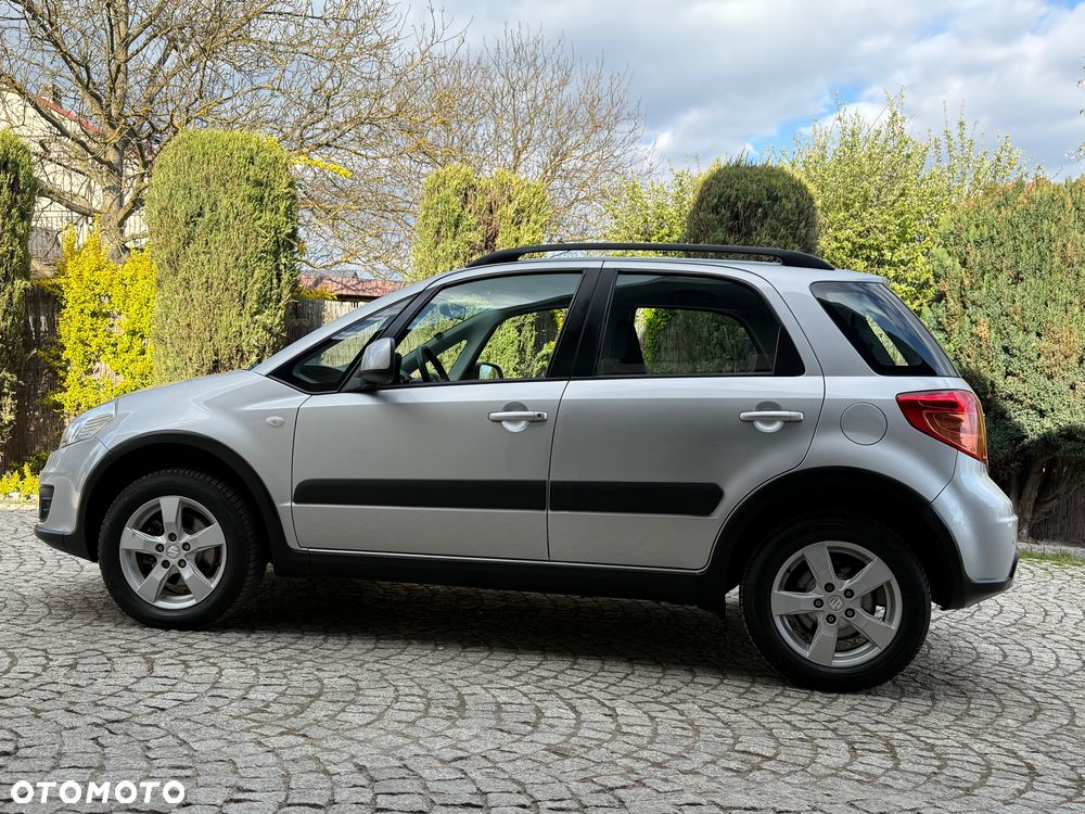 Suzuki SX4 1.6 VVT 4x4 Comfort - 8