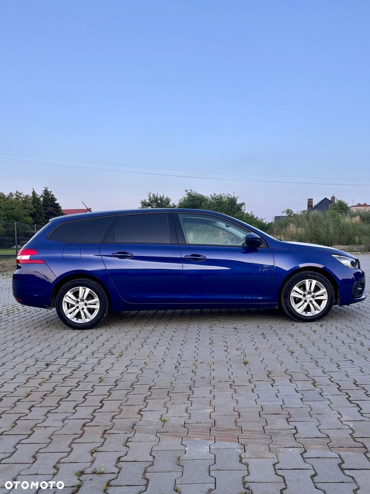 Peugeot 308 1.2 PureTech GPF Allure S&S - 7