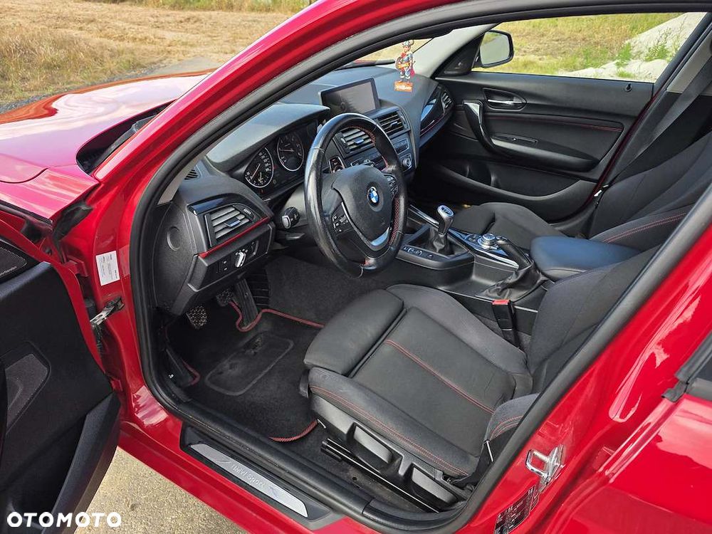 BMW Seria 1 120d Sport Line - 12
