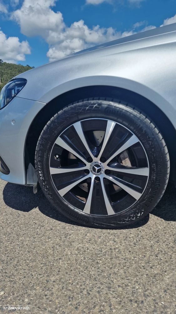 Mercedes-Benz E 300 de Avantgarde - 4