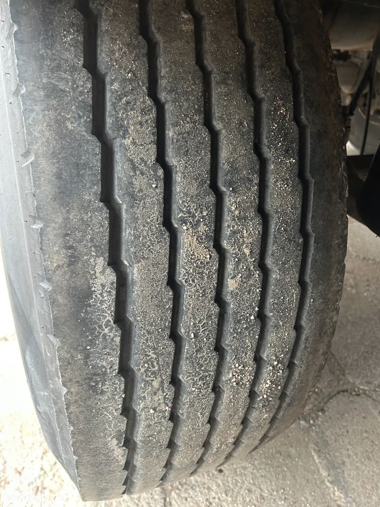 Schmitz Cargobull LAMBERET THERMO KING SL / GRUBA ŚCIANA 7 CM / OŚ PODNOSZONA / SPRAWNA CHŁODZI i GRZEJE BEZ PROBLEMU / HAMULCE TARCZOWE / 2007 ROK !! - 23