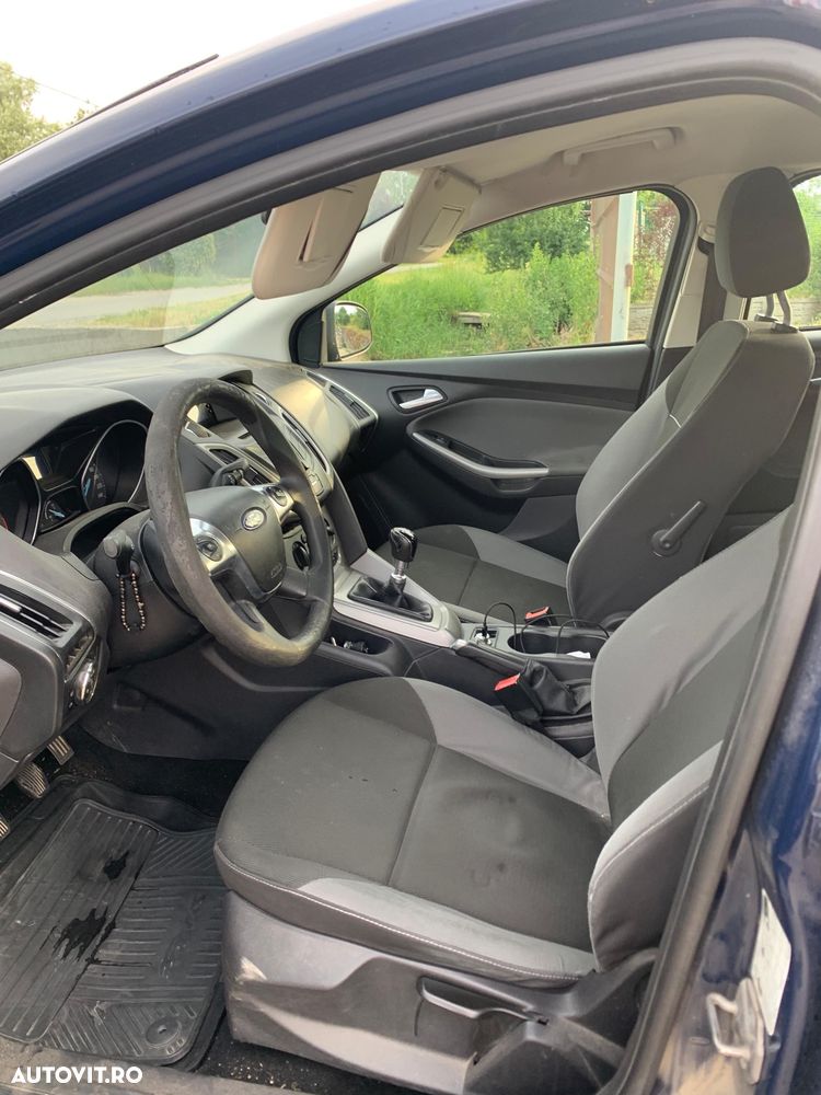 Ford Focus - 6