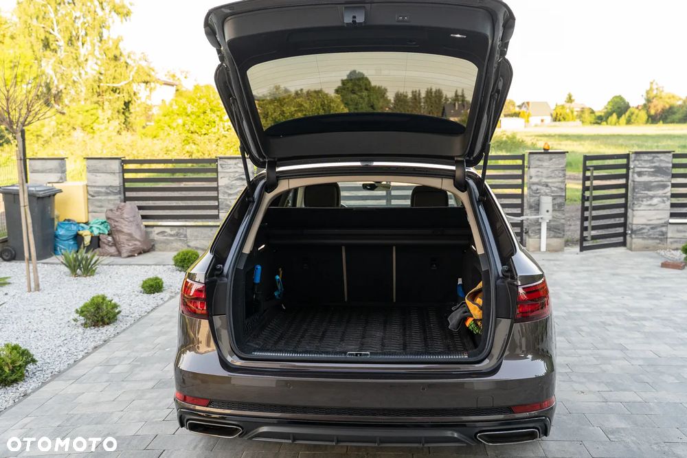 Audi A4 Avant 40 TDI Quattro S tronic - 26