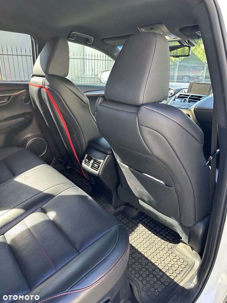 Lexus NX 300h F Sport Edition AWD - 14