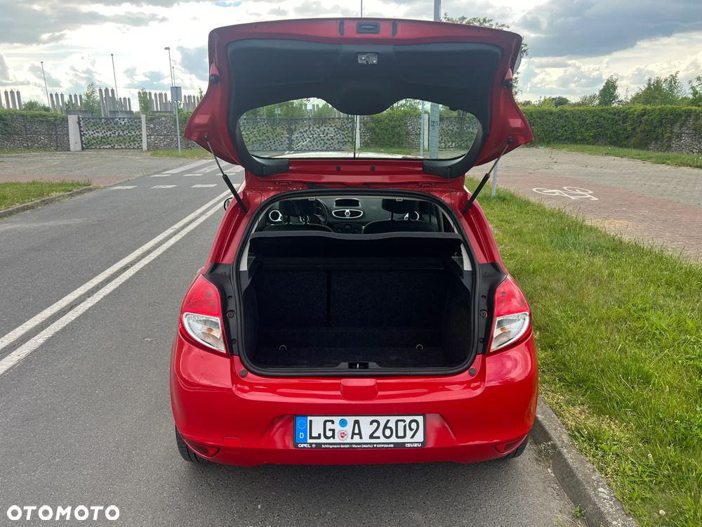 Renault Clio - 12