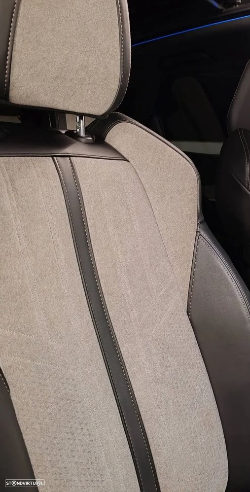 Peugeot 3008 1.6 Hybrid GT e-EAT8 - 13