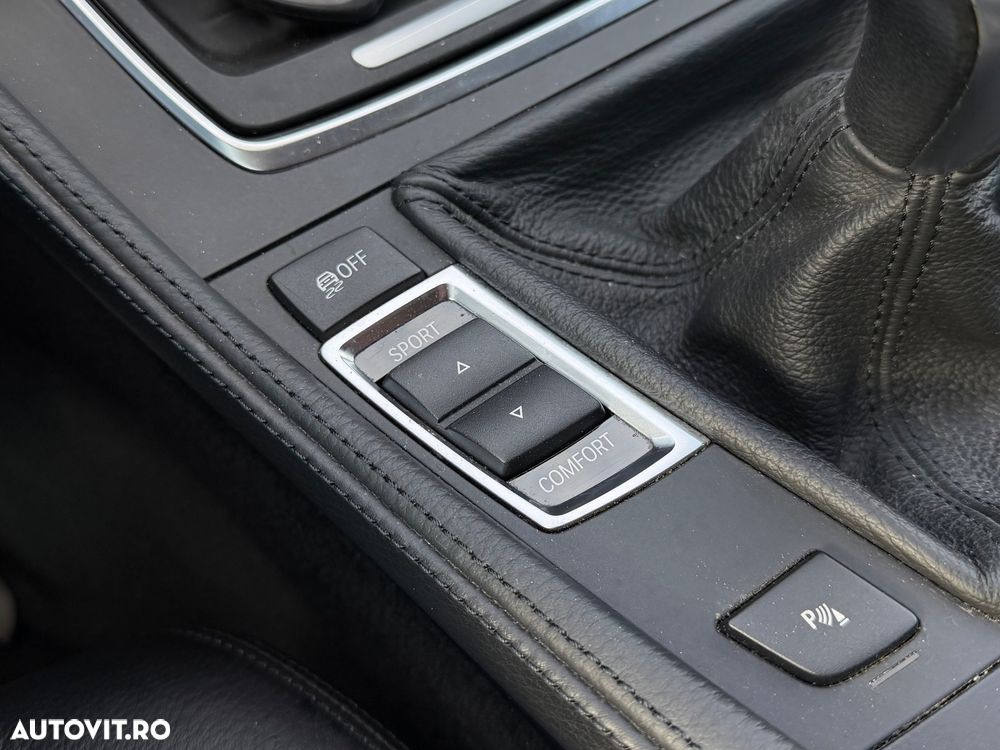 BMW Seria 5 525d Luxury Line - 17