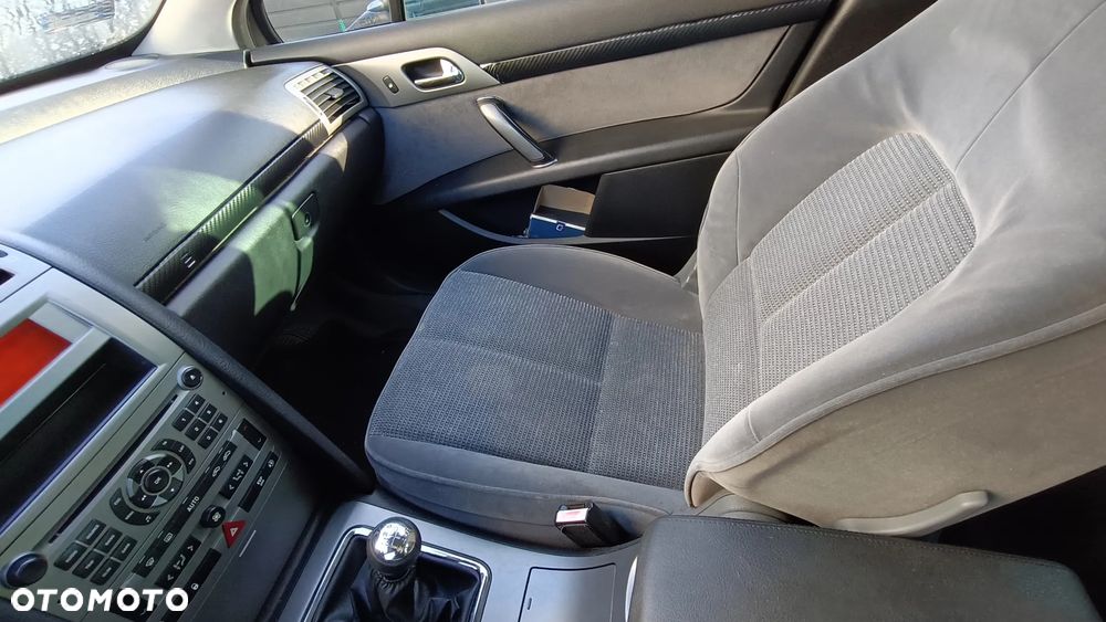 Peugeot 407 - 3