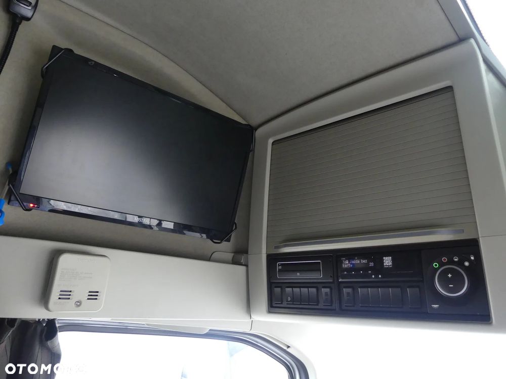 Volvo FH4 500 / EURO 6 / ZESTAW PRZESTRZENNY / KLIMA POSTOJOWA / TV / - 37