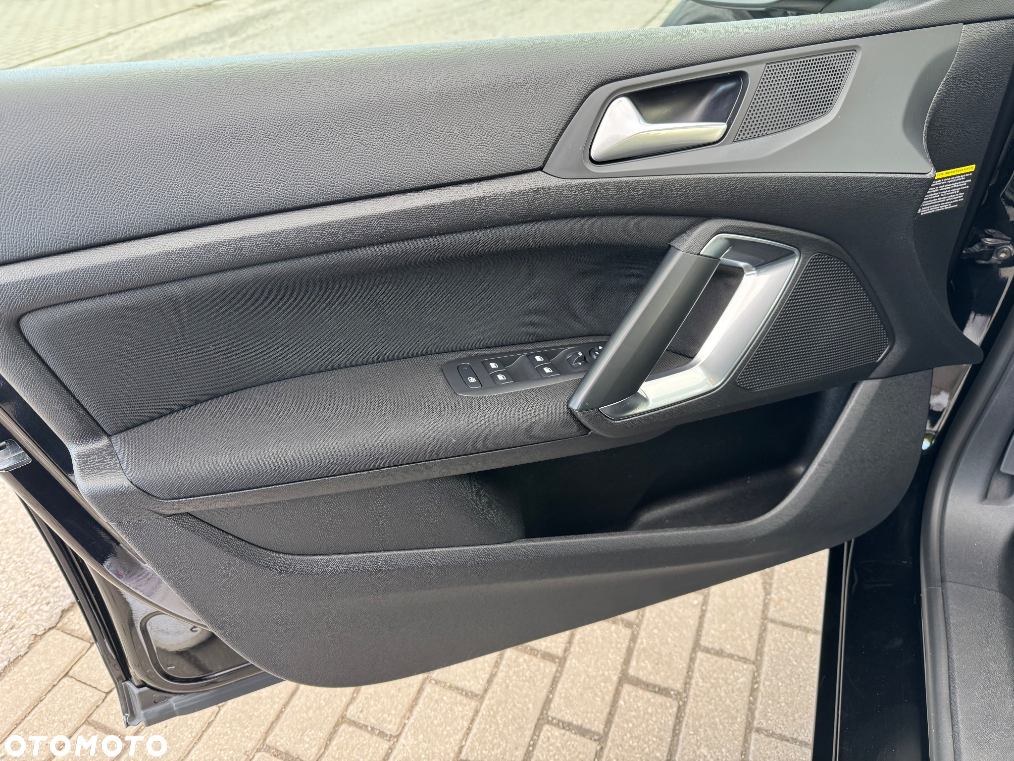 Peugeot 308 1.5 BlueHDi Active S&S EAT6 - 17
