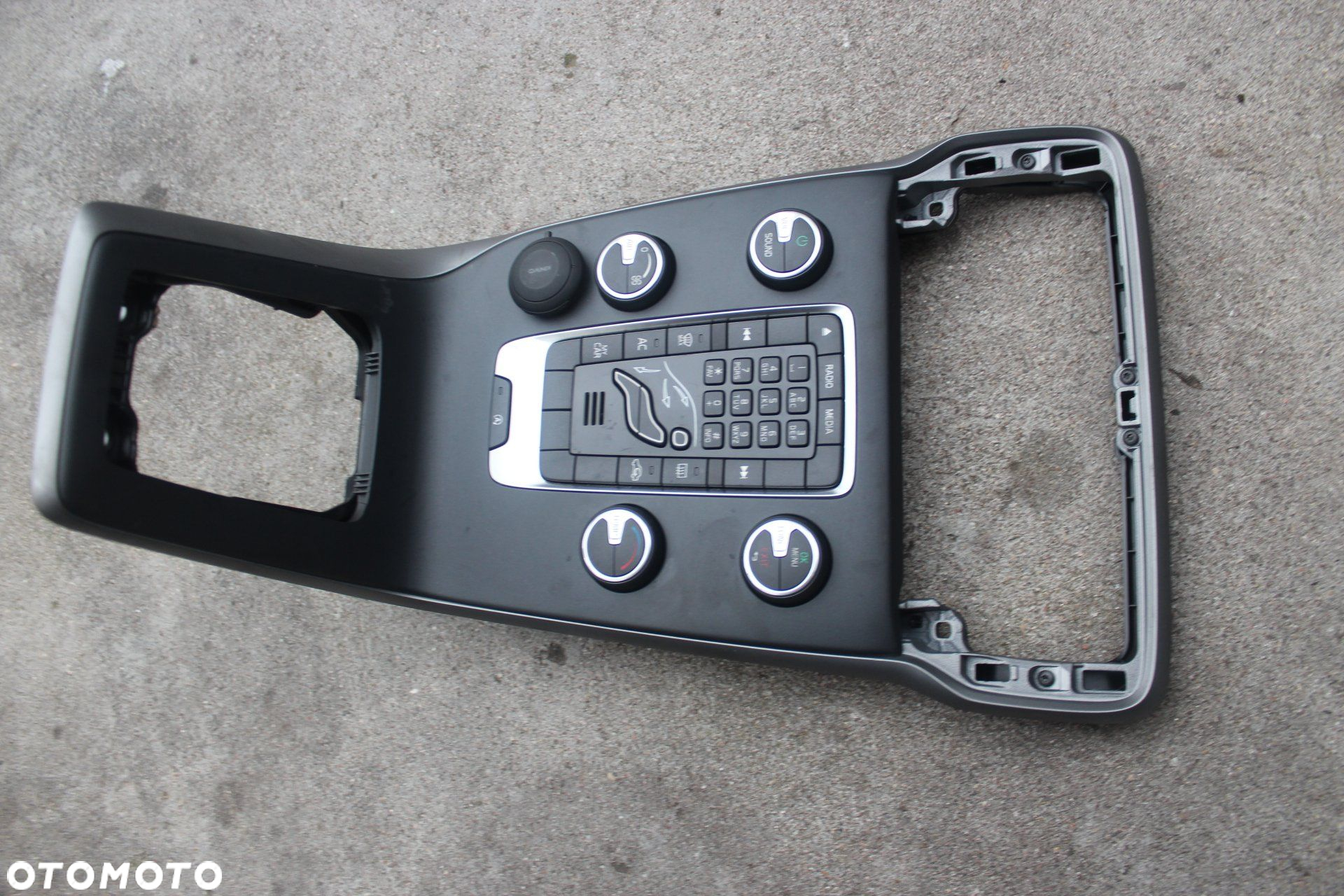 Panel Klimatyzacji Radia Volvo V40 II 2012- - 2