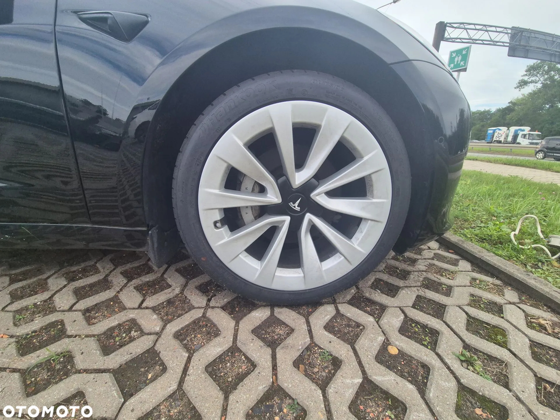 Tesla Model 3 Long Range RWD - 12
