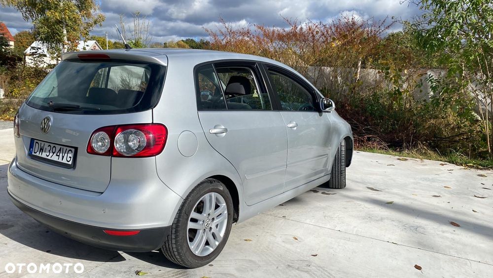 Volkswagen Golf Plus - 18