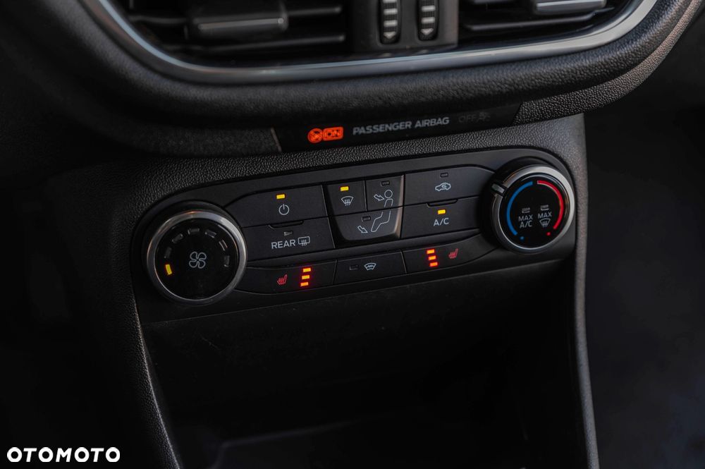 Ford Fiesta 1.1 SYNC Edition - 34