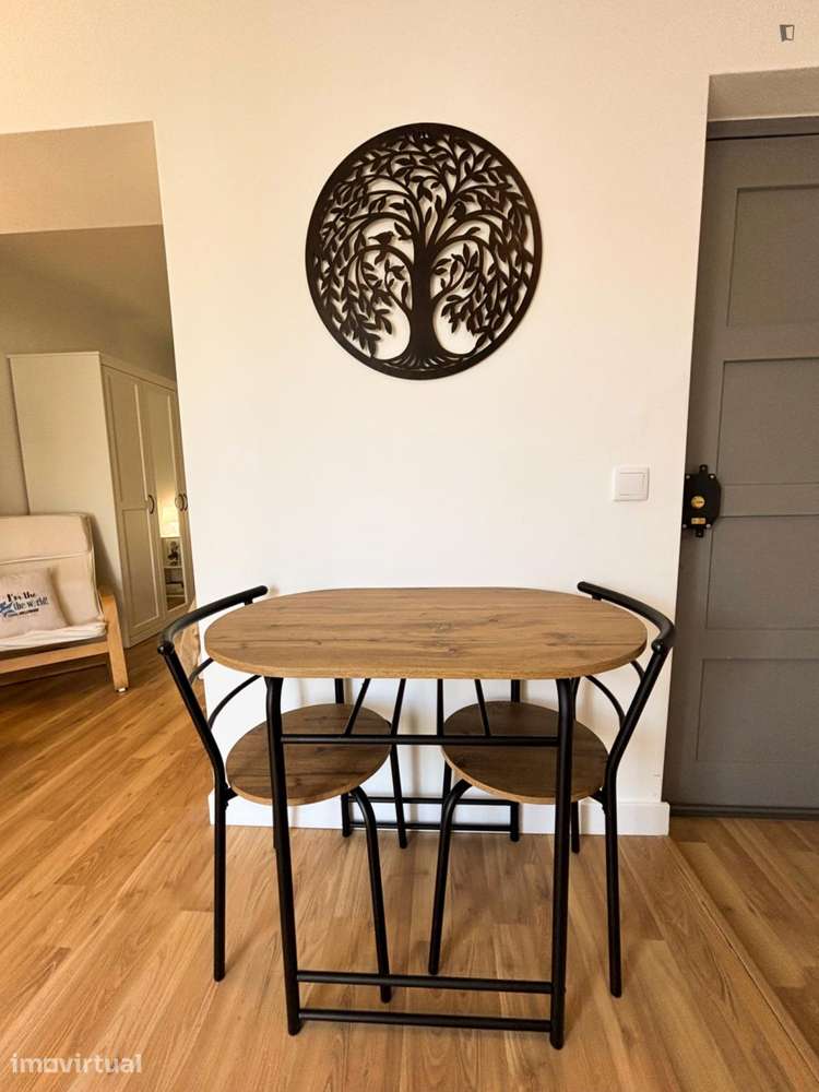 Quarto - localizado em Lisbon - Grande imagem: 3/14