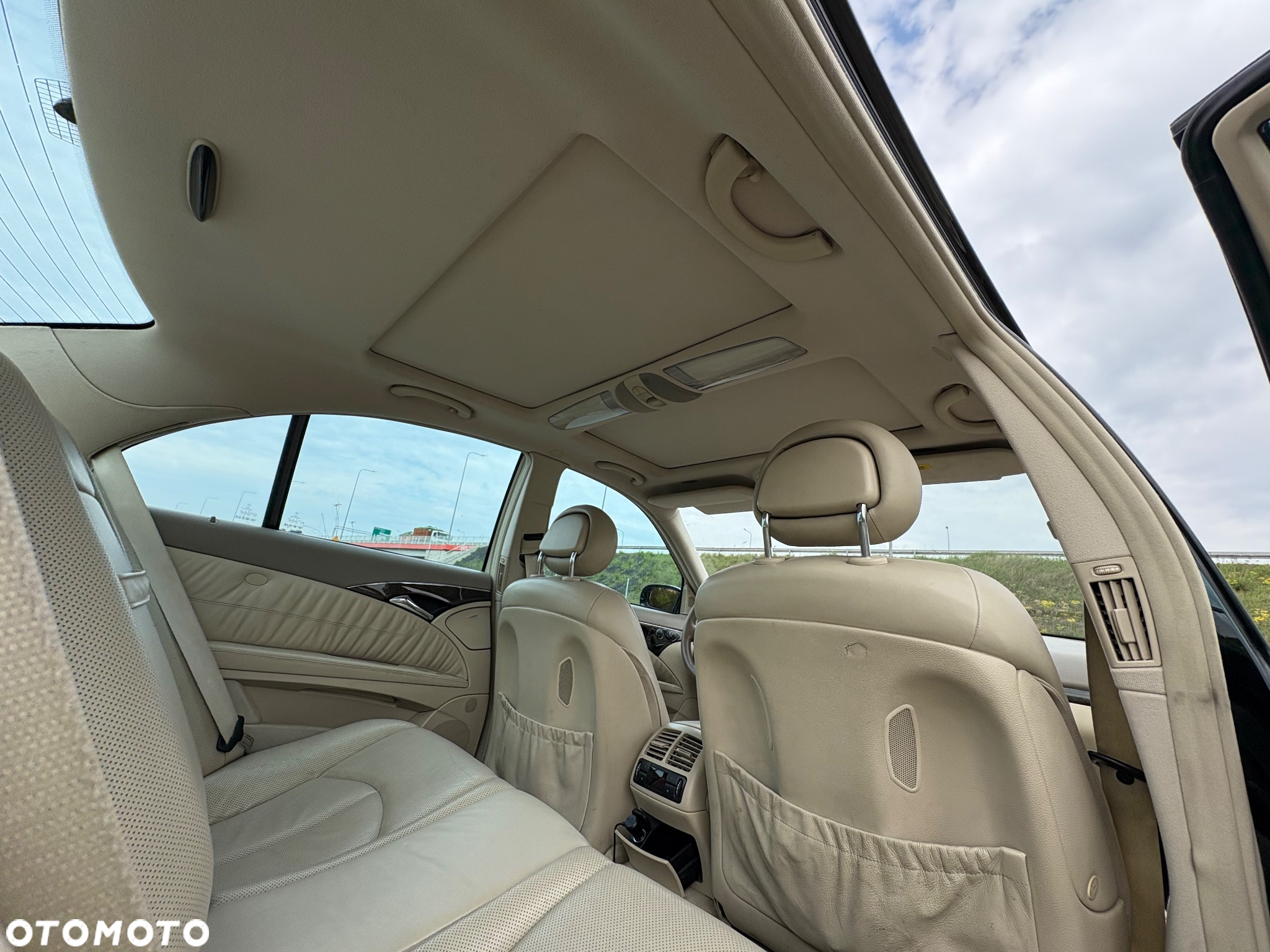 Mercedes-Benz Klasa E 500 Avantgarde - 28