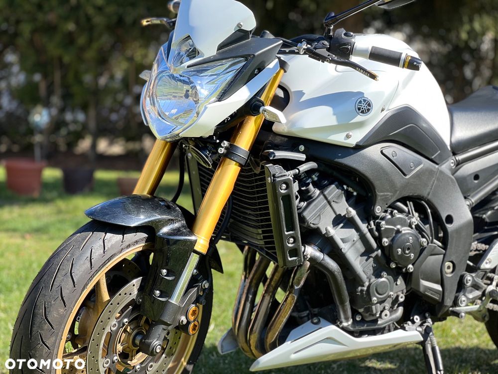 Yamaha FZ8 - 3