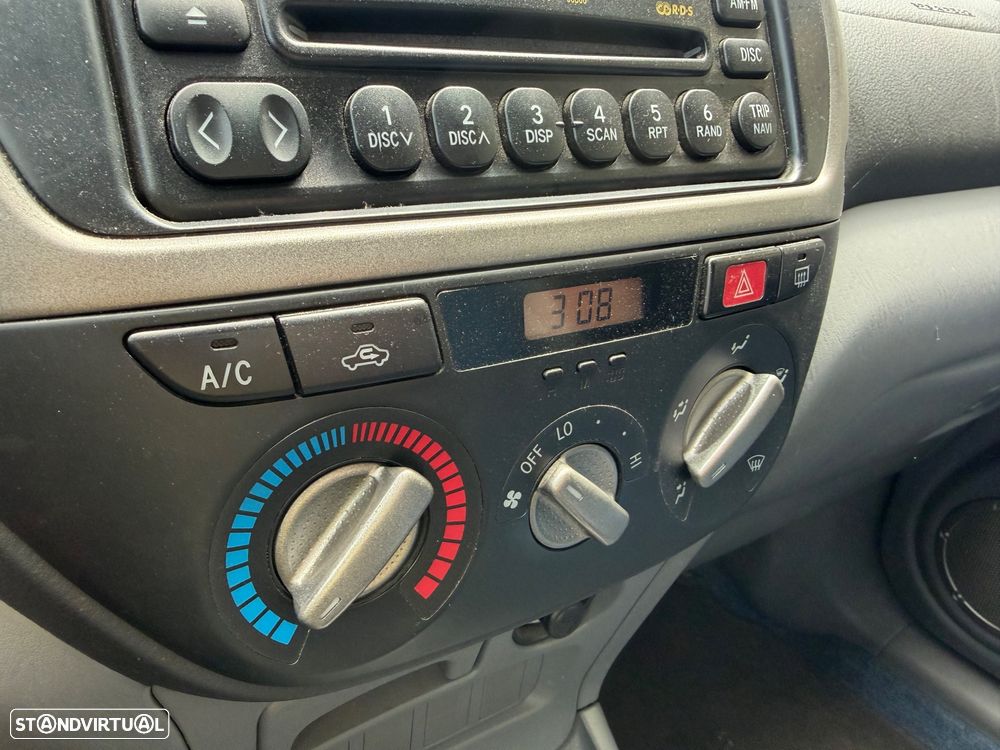 Toyota RAV4 1.8 VVT-i - 14