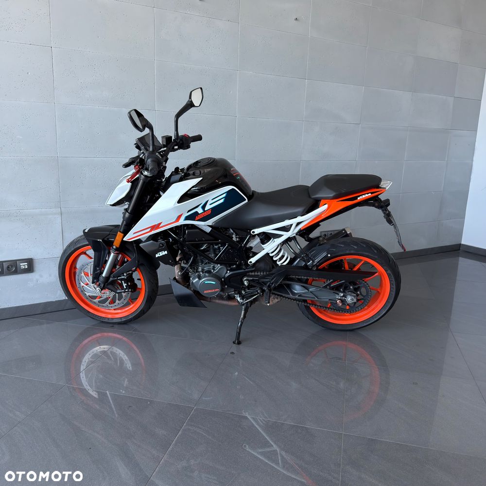 KTM Duke 125 - 8