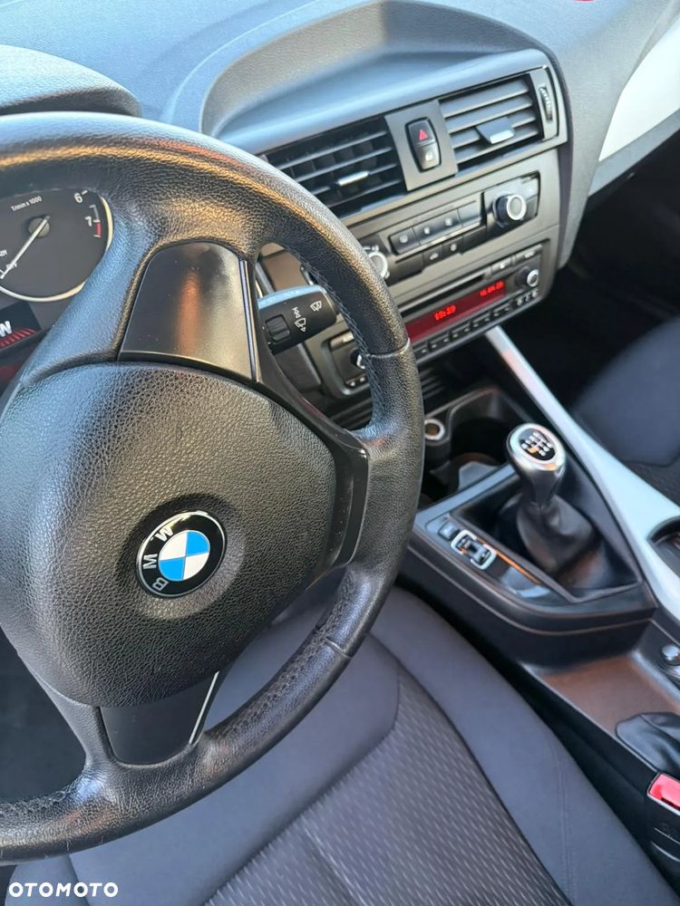 BMW Seria 1 - 20