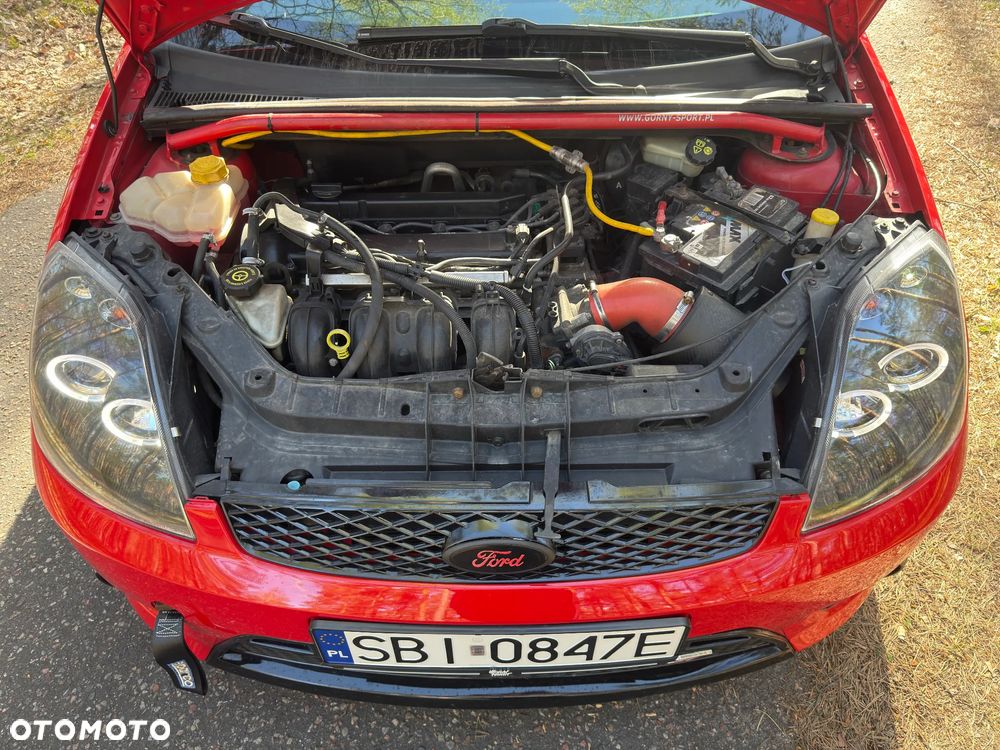 Ford Fiesta 2.0 ST - 20
