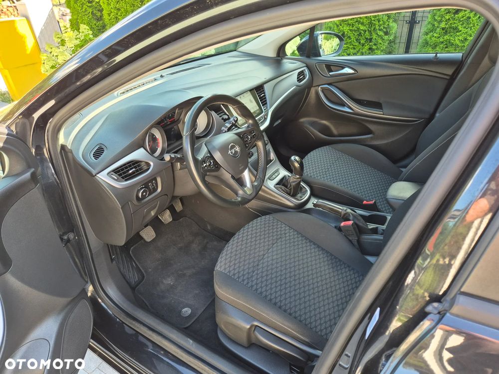 Opel Astra 1.4 Essentia - 26
