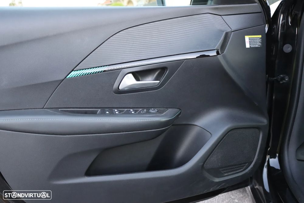 Peugeot 208 1.2 PureTech Allure EAT8 - 12